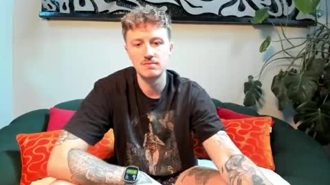 Snapshot of codygunzxxx2 chatting on May 15, 2026, 12:50 am Cody and Emeraldboy online show from May 15, 2026, 12:50 am