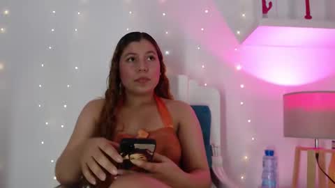Snapshot of cofee_dreams chatting on January 14, 2025, 2:53 pm Coffee Dreams online show from January 14, 2025, 2:53 pm