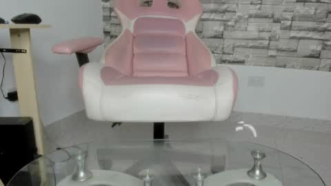 laurita online show from January 31, 2025, 11:13 pm