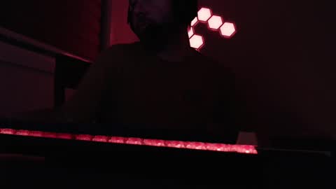 c o f f e e l o u n g e online show from March 11, 2025, 10:40 am