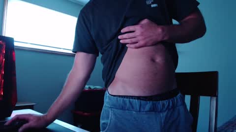 c o f f e e l o u n g e online show from October 13, 2025, 4:07 pm