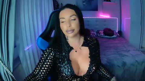 Ur goddess Nikki online show from September 9, 2025, 10:15 am