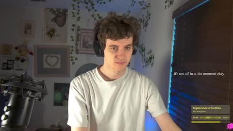 Snapshot of cokia_ chatting on February 3, 2025, 10:11 pm Cokia online show from February 3, 2025, 10:11 pm