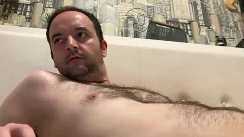 colambus555 online show from January 4, 2025, 6:19 pm