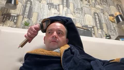 colambus555 online show from January 19, 2025, 8:09 pm