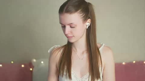Snapshot of cold_humble chatting on May 4, 2026, 4:19 am Akumakekw online show from May 4, 2026, 4:19 am