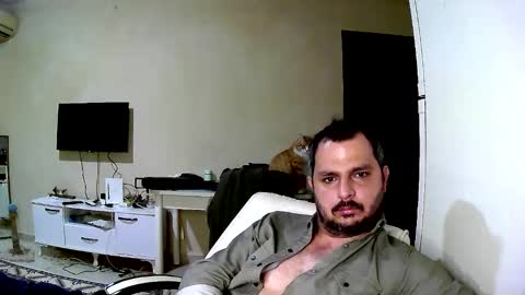 coldskull15 online show from February 3, 2025, 9:39 pm