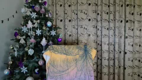 colin hopex  online show from December 14, 2025, 8:02 pm