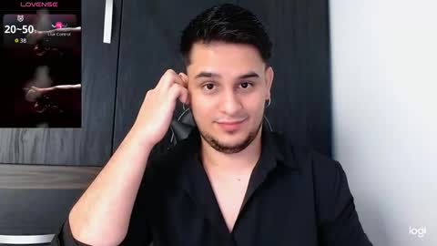 Snapshot of colin_lewisss chatting on February 5, 2026, 11:53 pm colin_lewisss online show from February 5, 2026, 11:53 pm