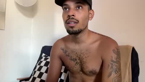 Snapshot of colinlatinbrown chatting on July 25, 2026, 5:21 pm IG online show from July 25, 2026, 5:21 pm