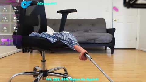 Snapshot of college001 chatting on January 28, 2025, 10:23 pm College001 online show from January 28, 2025, 10:23 pm