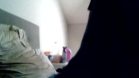 foreverxshredded online show from February 6, 2025, 1:43 pm