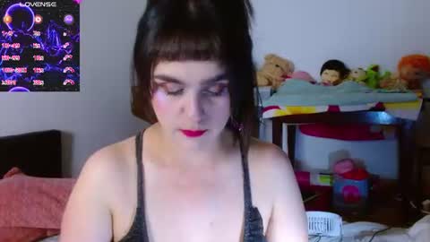 Snapshot of collette_beaufoy chatting on June 29, 2026, 11:49 pm Collette online show from June 29, 2026, 11:49 pm
