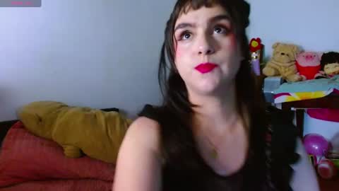 Snapshot of collette_beaufoy chatting on July 4, 2026, 7:03 am Collette online show from July 4, 2026, 7:03 am