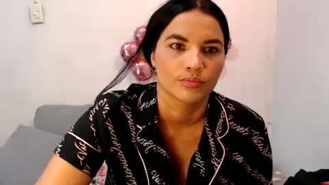 viviana online show from March 7, 2025, 5:49 pm