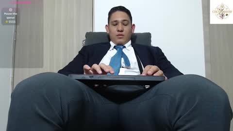 coltonmassif_ online show from February 24, 2026, 4:43 am