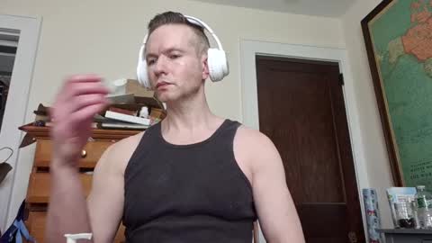 Snapshot of comecontrol chatting on March 2, 2025, 3:16 pm comecontrol online show from March 2, 2025, 3:16 pm