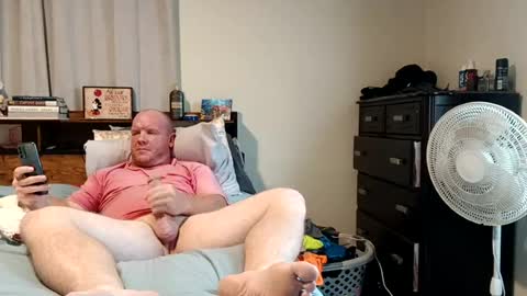 Snapshot of comegetmeinthemorning chatting on July 9, 2026, 5:17 pm comegetmeinthemorning online show from July 9, 2026, 5:17 pm