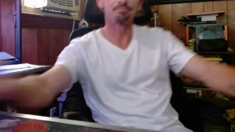 Snapshot of comic_king27 chatting on June 11, 2026, 10:41 pm Nelson or ComicKing and sometime Peachy143 online show from June 11, 2026, 10:41 pm