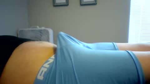 commonmyth4343 online show from April 14, 2026, 2:12 pm