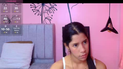 C O N N I E online show from September 18, 2025, 5:59 pm