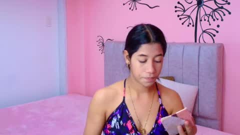 C O N N I E online show from October 1, 2025, 6:58 pm