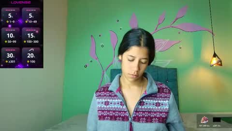 C O N N I E online show from November 16, 2025, 12:44 pm