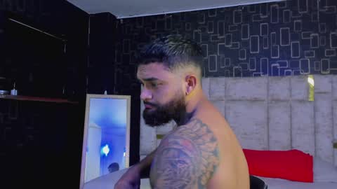 rusfegui online show from January 24, 2025, 2:28 am