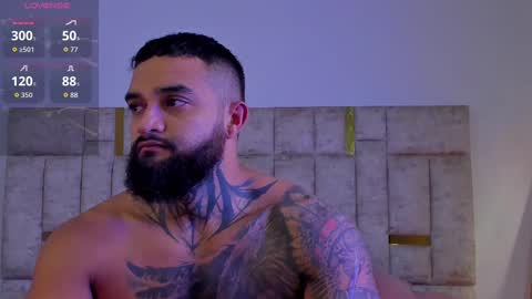 rusfegui online show from October 12, 2025, 9:14 pm