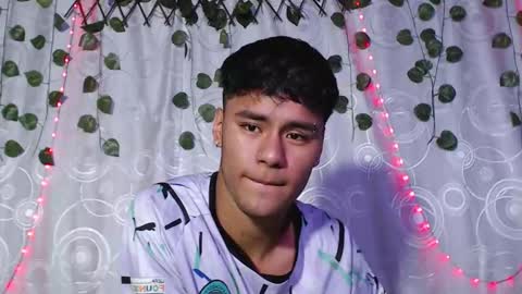 Snapshot of connor_michael chatting on October 7, 2025, 11:13 pm connor_michael online show from October 7, 2025, 11:13 pm