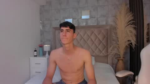 Snapshot of connorflyn chatting on March 21, 2026, 4:39 am Connor Flyn online show from March 21, 2026, 4:39 am