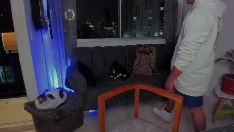 Connor Smith online show from September 22, 2025, 2:35 am