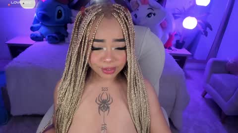 Snapshot of conny_curly chatting on January 18, 2025, 11:44 pm Conny online show from January 18, 2025, 11:44 pm