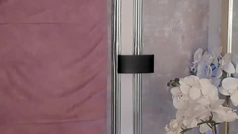 Snapshot of conny_curly chatting on November 11, 2025, 1:33 pm Conny online show from November 11, 2025, 1:33 pm