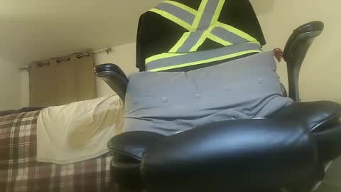 bearded hairy pits big brown cock online show from December 18, 2024, 12:40 pm