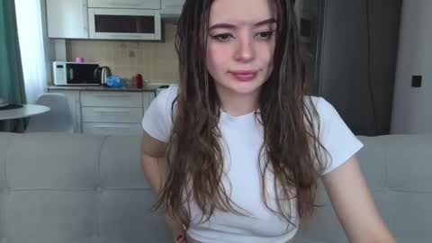 Snapshot of cookies_duo chatting on April 28, 2026, 8:41 am Alice untill 16 th February online show from April 28, 2026, 8:41 am