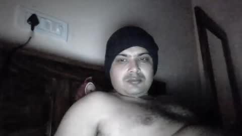 Snapshot of cool_breeze09 chatting on January 8, 2025, 6:20 pm Cool Breeze09 online show from January 8, 2025, 6:20 pm