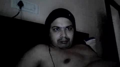 Snapshot of cool_breeze09 chatting on January 31, 2025, 2:26 am Cool Breeze09 online show from January 31, 2025, 2:26 am