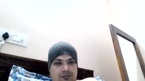 Cool Breeze09 online show from November 21, 2025, 6:28 pm