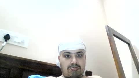 Snapshot of cool_breeze09 chatting on May 5, 2026, 8:44 am Cool Breeze09 online show from May 5, 2026, 8:44 am