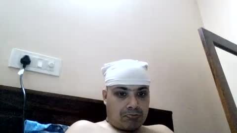 Snapshot of cool_breeze09 chatting on June 16, 2026, 7:44 am Cool Breeze09 online show from June 16, 2026, 7:44 am