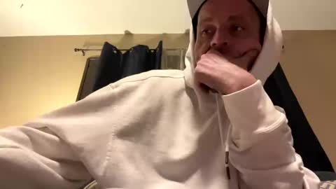 cooldadisalone online show from September 26, 2025, 11:03 am