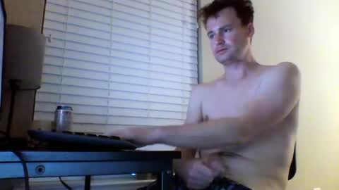 Snapshot of cooldude122222 chatting on December 31, 2024, 1:47 am cooldude122222 online show from December 31, 2024, 1:47 am