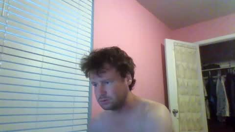 Snapshot of cooldude122222 chatting on October 14, 2025, 12:17 pm cooldude122222 online show from October 14, 2025, 12:17 pm