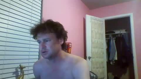 Snapshot of cooldude122222 chatting on November 10, 2025, 5:06 am cooldude122222 online show from November 10, 2025, 5:06 am