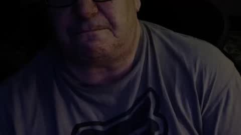 cooley77701 online show from April 29, 2026, 11:33 pm