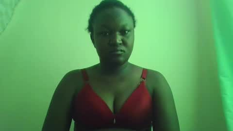 coolgirl001 online show from March 11, 2025, 8:41 am