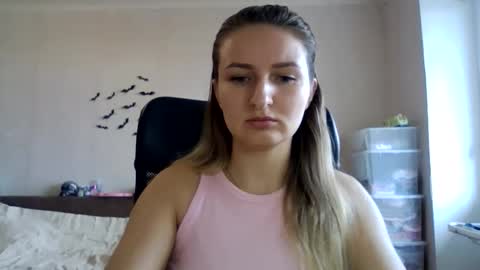 cora_fora online show from October 9, 2025, 8:45 am