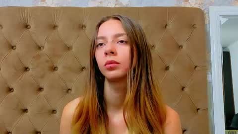 Snapshot of cora_vex chatting on July 3, 2026, 4:19 am CoraVex online show from July 3, 2026, 4:19 am