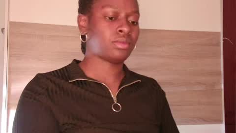 Coral online show from April 5, 2026, 4:04 pm